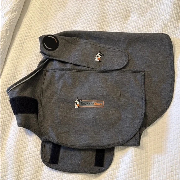 Thunder Shirt Calming Dog Vest - Size Large - Picture 1 of 6
